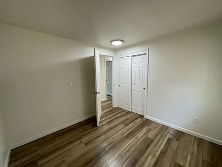 922 NE 21st Ave — Photo 14