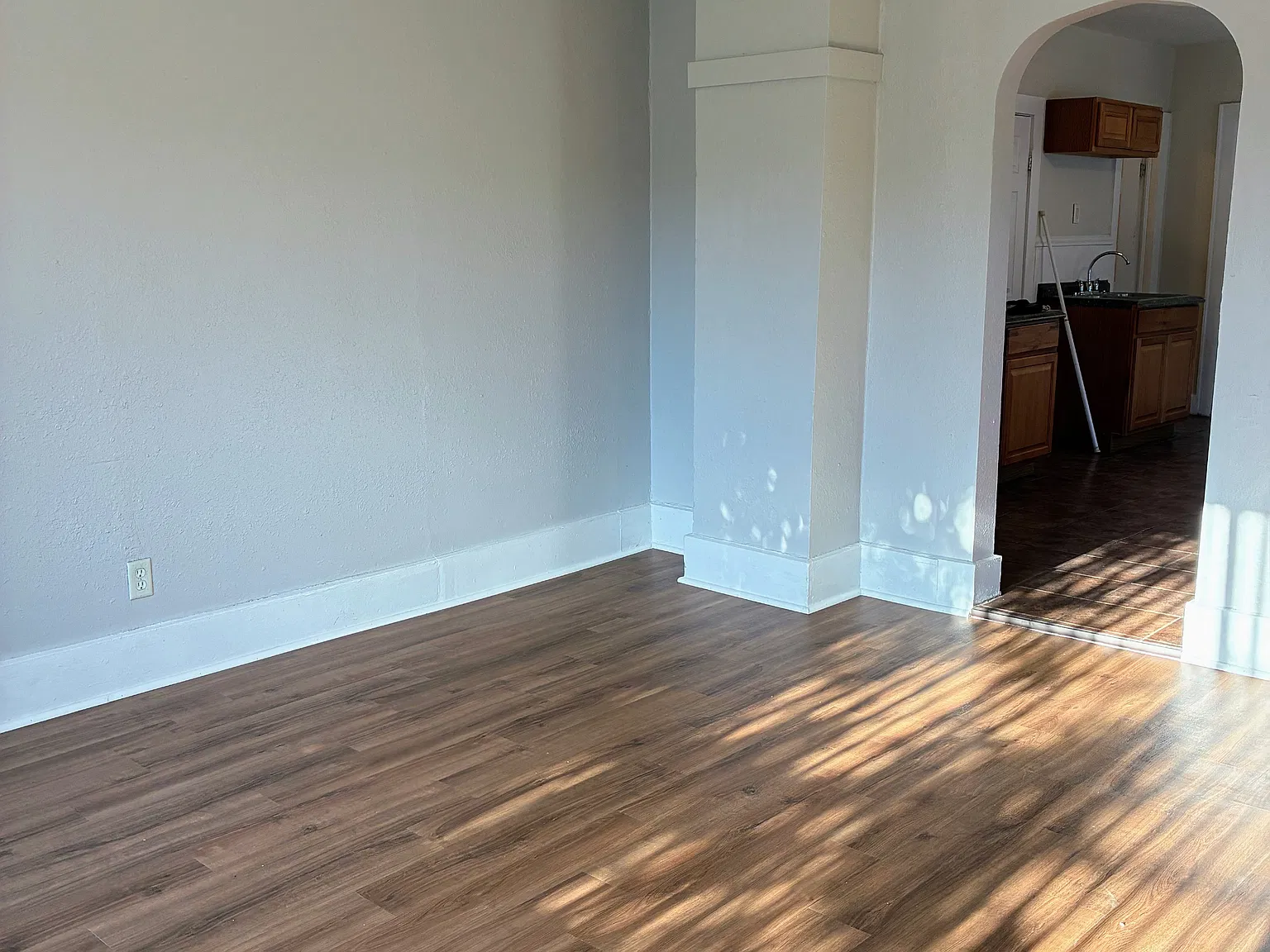 2 bed, 950 sqft, $1,375 — Photo 4