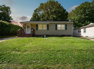 1302 Eastholme Ave, Bloomington, IL 61701