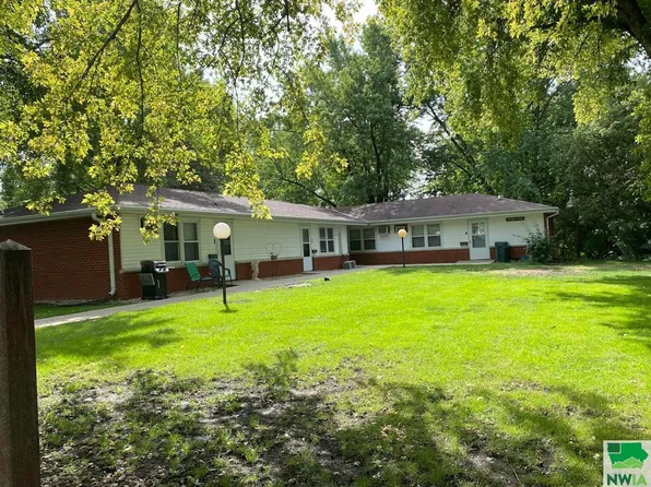 475 1st St NE, Primghar, IA 51245