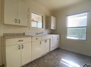 1424 3rd St, Red Bluff, CA 96080
