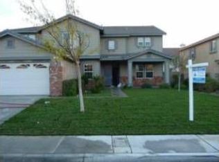 556 Cedarbrook Ln, Corona, CA 92879