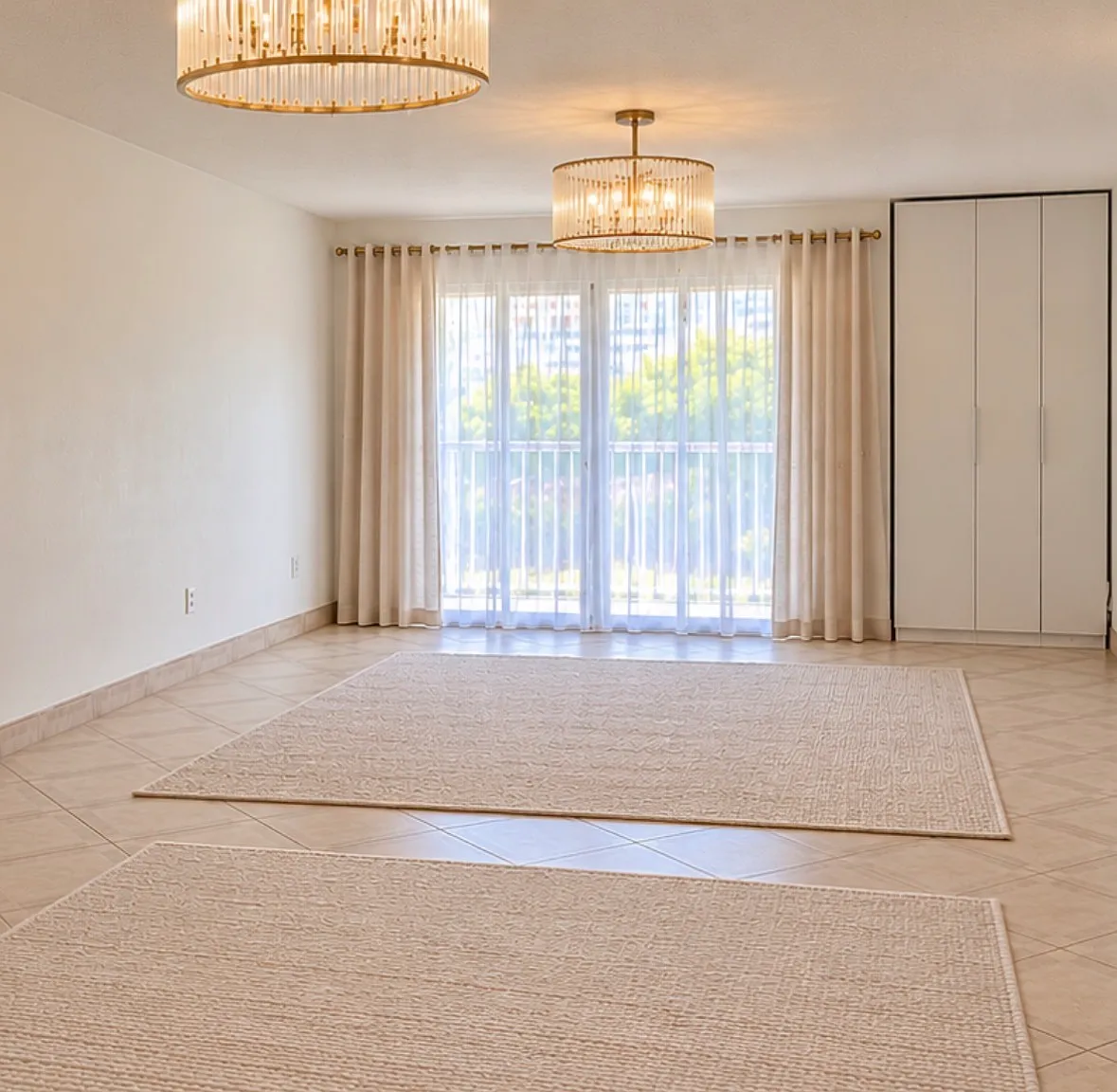 1 bed, 1.5 bath, 930 sqft, $1,800 — Photo 2