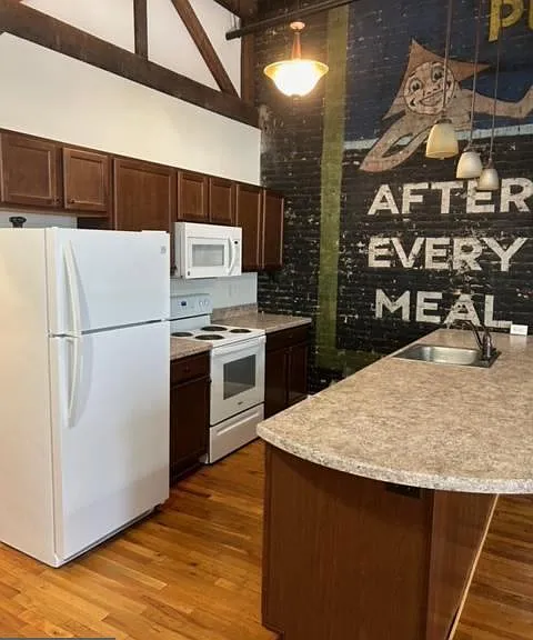 302 N Cameron St #200 — Photo 6
