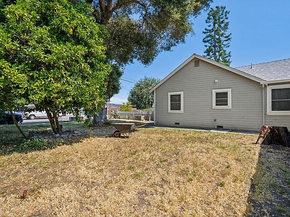 2nd image of 240 Berkshire Ave