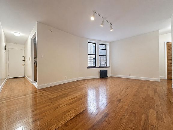 3rd image of 10 Adrian Ave APT 2F