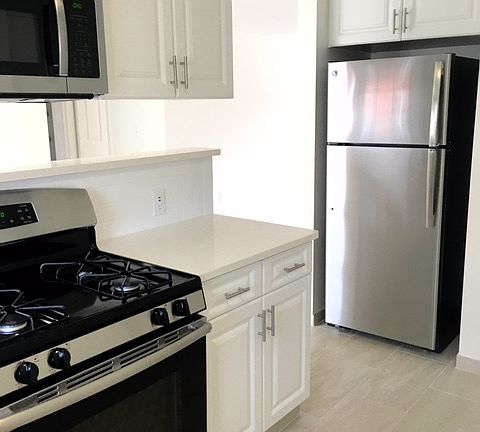 Quartz kitchen