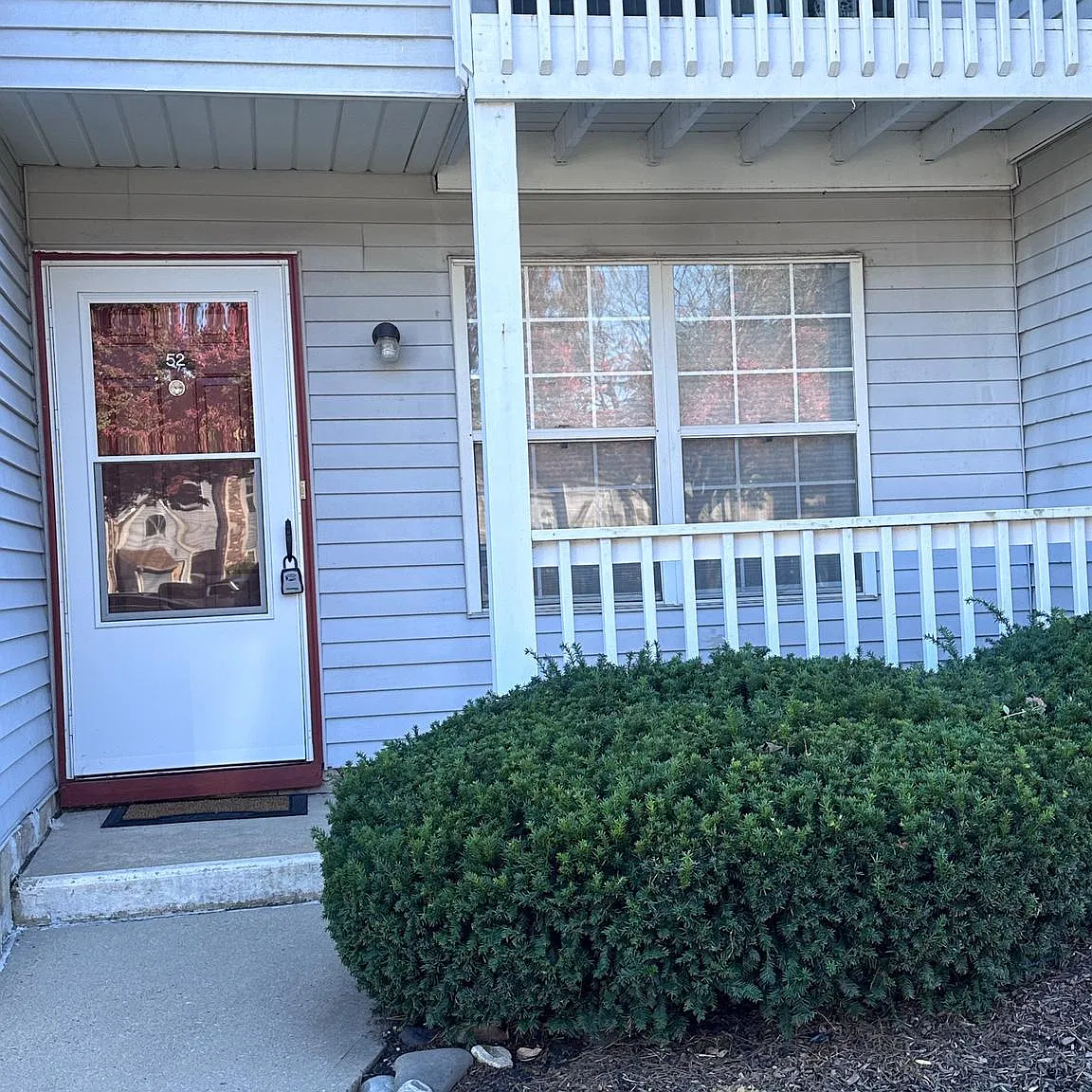 2 bed, 1.0 bath, 752 sqft, $1,895 — Photo 1