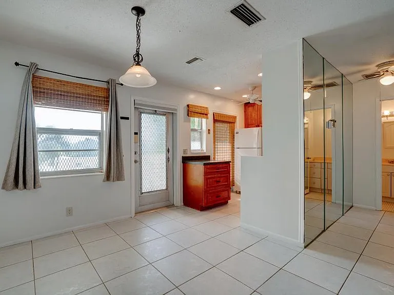 2111 NE 1st Ct #203 — Photo 8