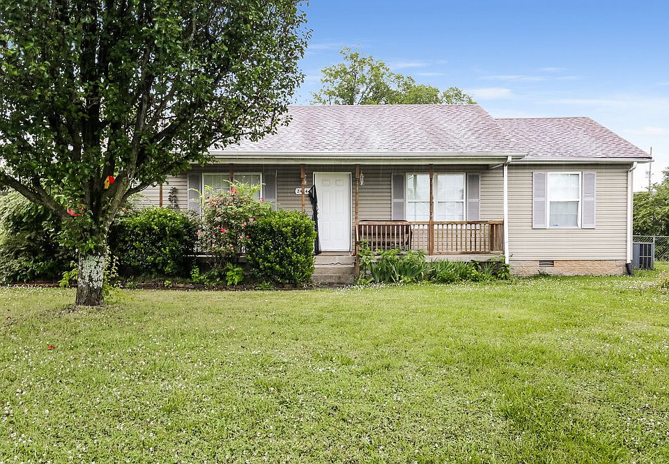 1st image of 2414 Willow Dr