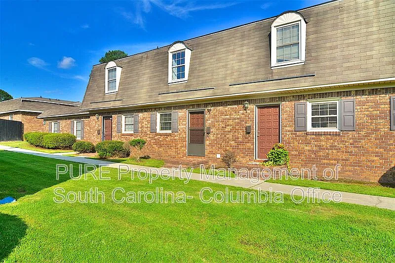 2 bed, 1.5 bath, 900 sqft, $1,195 — Photo 3