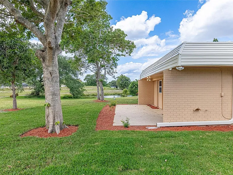 5201 Yellow Pine Ln — Photo 33
