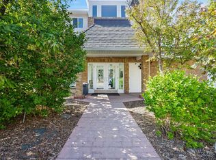 950 NE Arbour Lake Rd NW #1314, Calgary, AB T3G 5B3