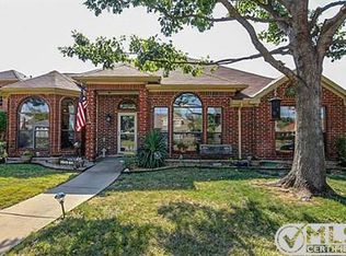 6318 Debbie Cir, Rowlett, TX 75089
