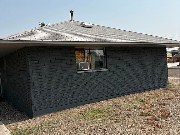 2nd image of 411 NW 1st St