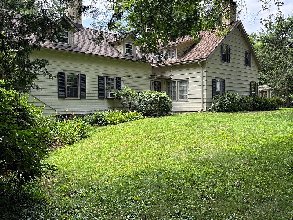 1st image of 252 W Norwalk Rd #B