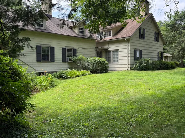 252 W Norwalk Rd #B, Norwalk, CT 06850