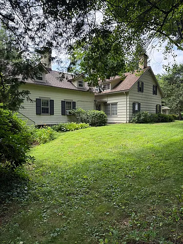 252 W Norwalk Rd #B Photo 1
