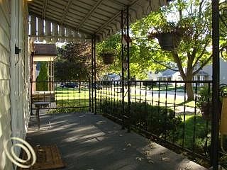 2nd image of 4178 Buckingham Ave