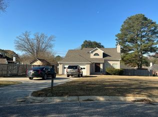 914 Silver Creek Ct, Prattville, AL 36066