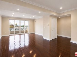 9049 Alcott St #304, Los Angeles, CA 90035