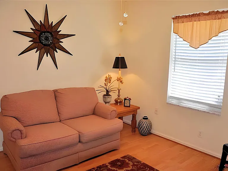 13210 Temple Blvd — Photo 10