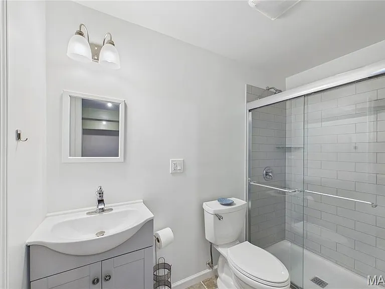 714 Alban Aly — Photo 20