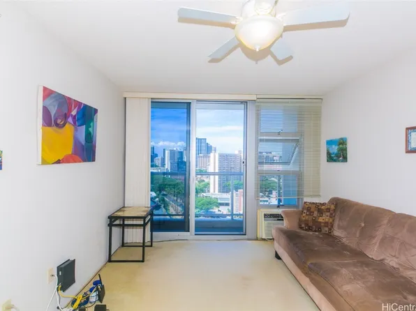 1315 Kalakaua Ave APT 1710, Honolulu, HI 96826