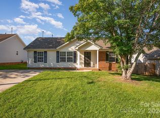 1923 Dietrich Ln, Charlotte, NC 28262