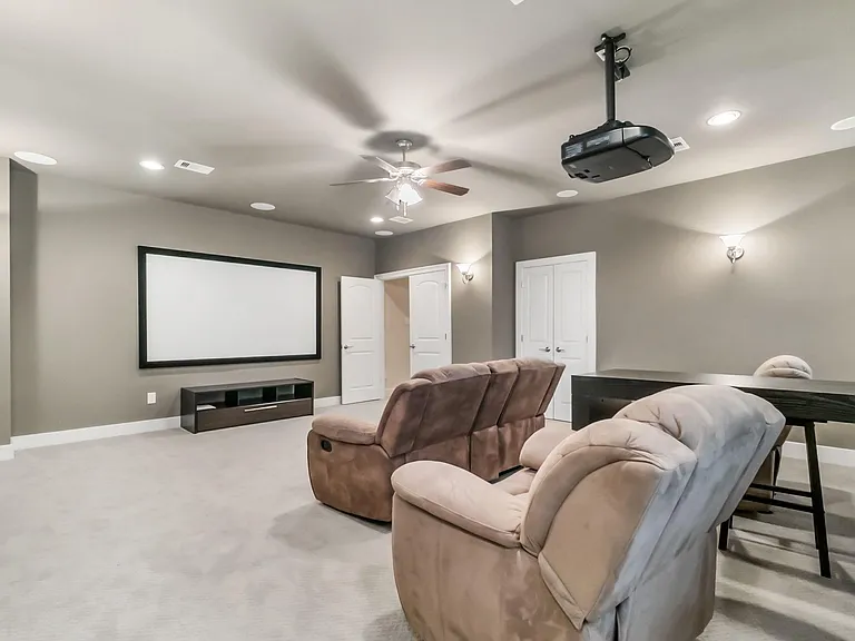 139 Gildwood Pl — Photo 17