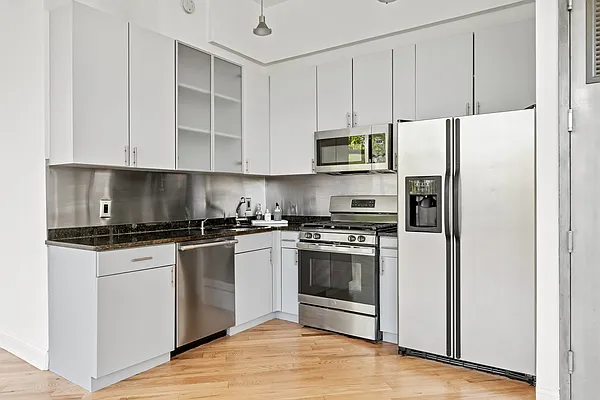 Rented by Compass | media 6
