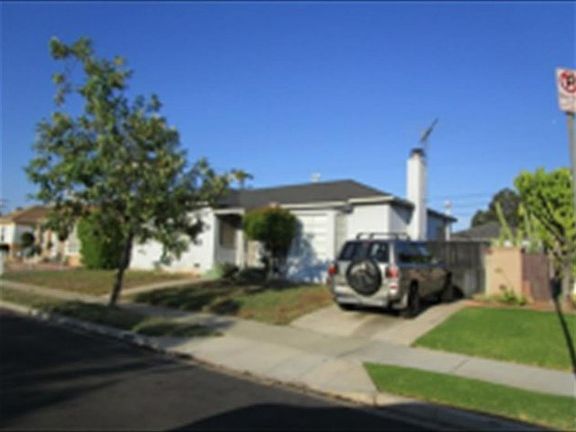 3rd image of 8832 Haas Ave