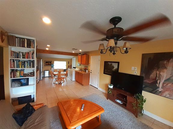 2nd image of 2526 Bonneville Dr