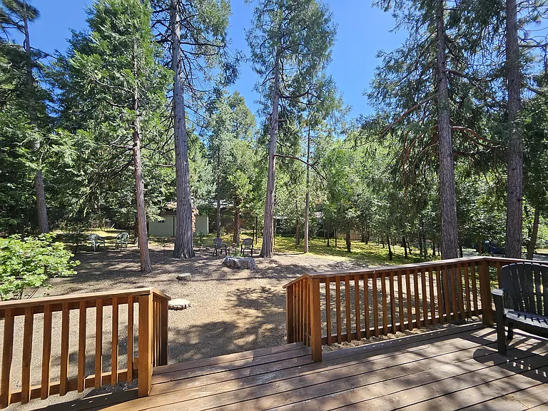 S Circle Dr — Photo 17