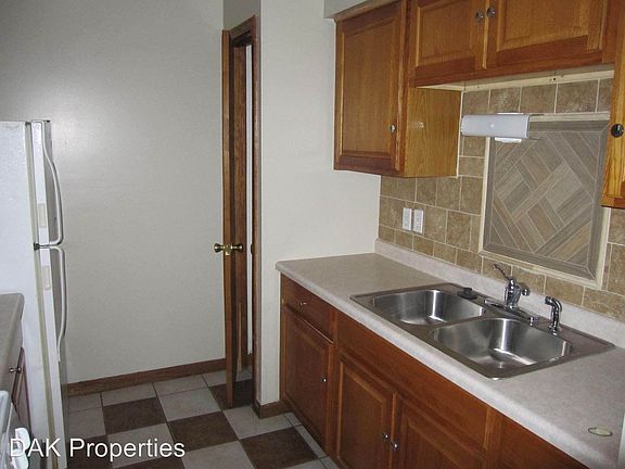 2nd image of 9580 W Fond Du Lac Ave APT 5