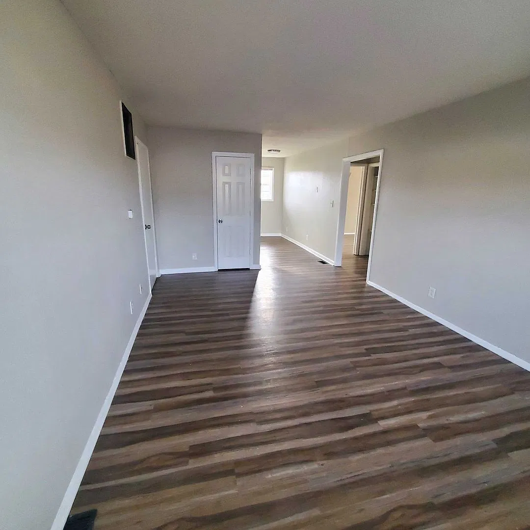 6049 Dickson Rd — Photo 3