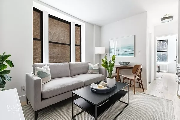 Rented by Dalan Rentals | media 10