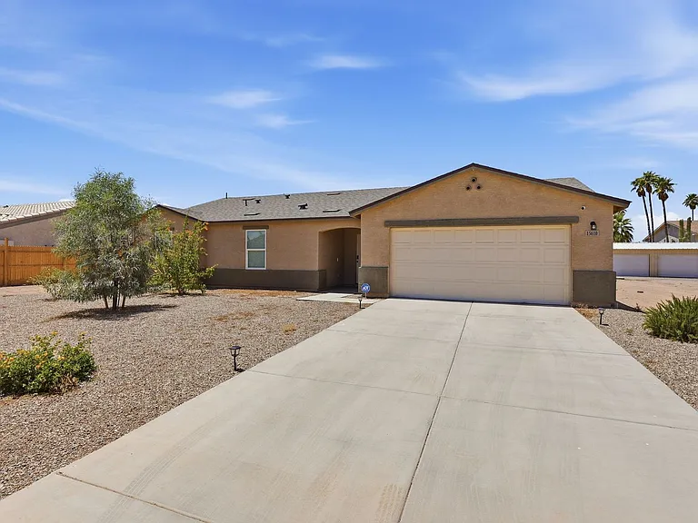15610 S Moon Valley Rd — Photo 4