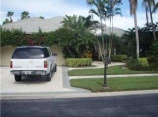 8833 Lakes, Jupiter, FL 33412