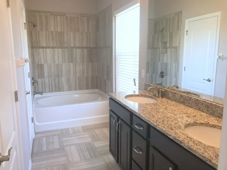 7001 Interbay Blvd #235 — Photo 8