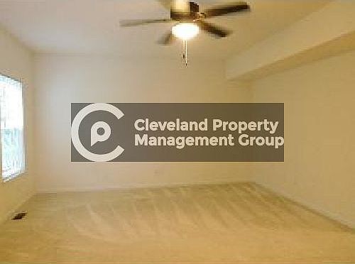 5th image of 530 Gentry Cir W