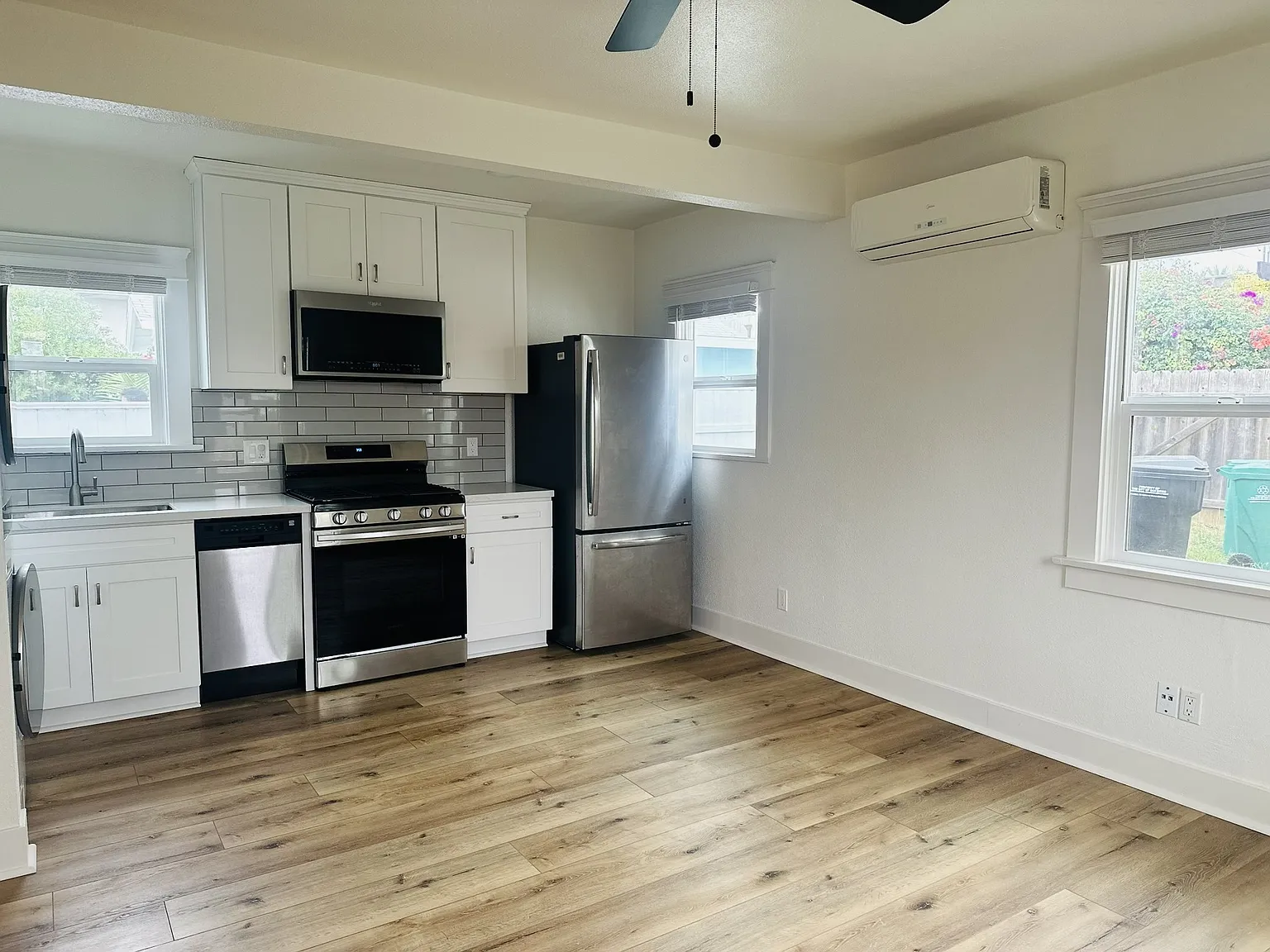 3617 Arizona St — Photo 2