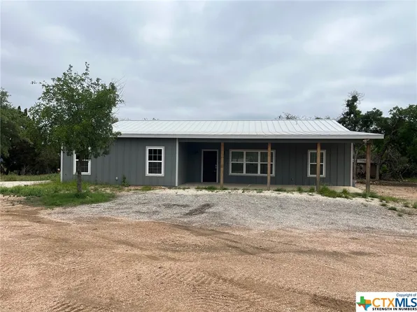 1240 Yaupon Dr, Fischer, TX 78623
