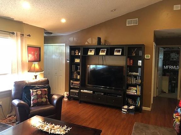 4th image of 3067 E Windchime Cir