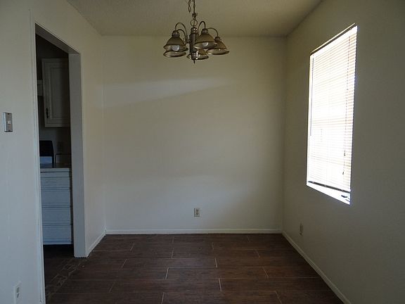 4th image of 2535 McFaddin St APT 7