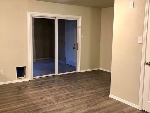 4th image of 414 S Evergreen Ave
