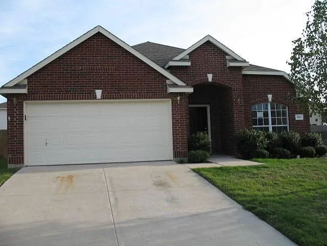 9323 Vernon Ct