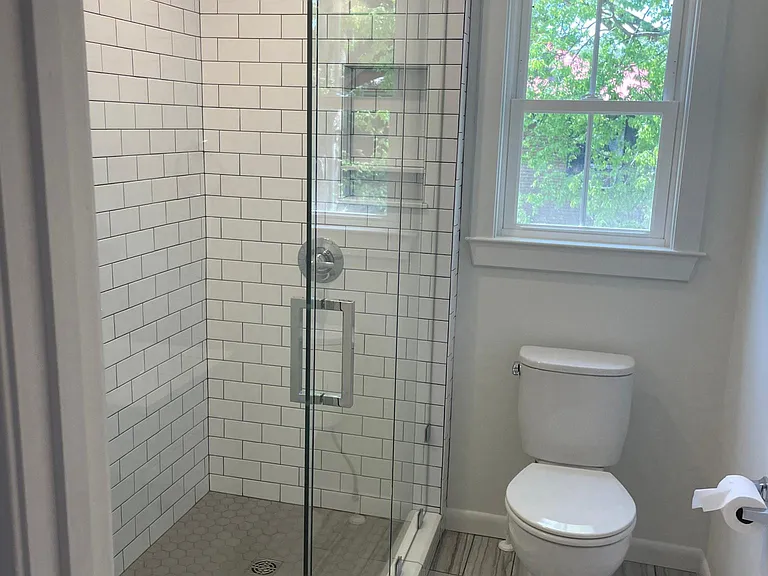 213 Douglas Ave #B — Photo 7