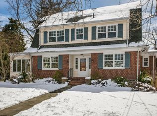 21 Stuyvesant Ave, Larchmont, NY
