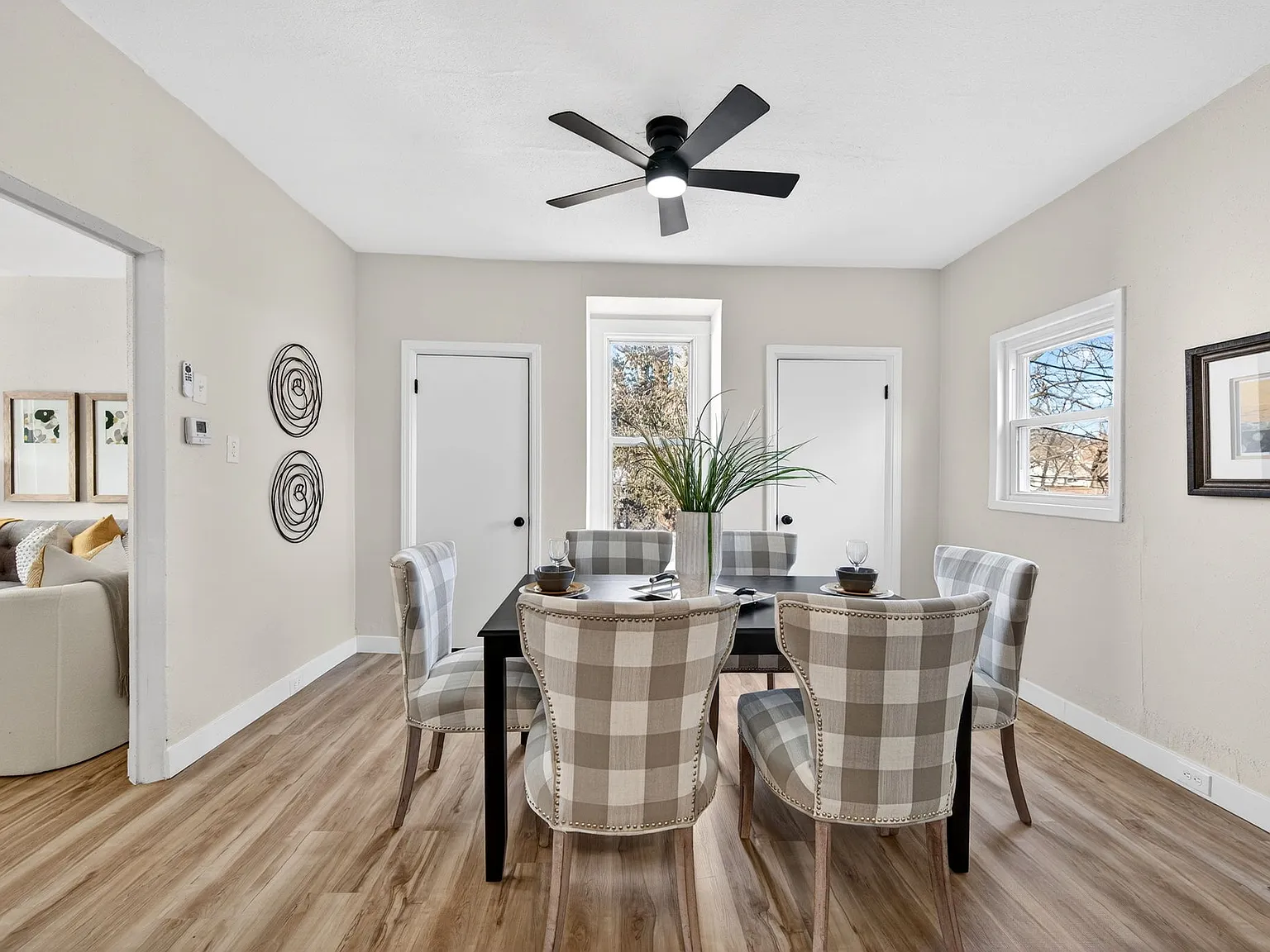 3 bed, 1193 sqft, $1,995 — Photo 4